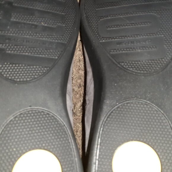 FITFLOP-Sumi-Steel Gray Suede Booties-Left Boot-7-Right Boot 6.5-New/Tag-No Box - Picture 9 of 9